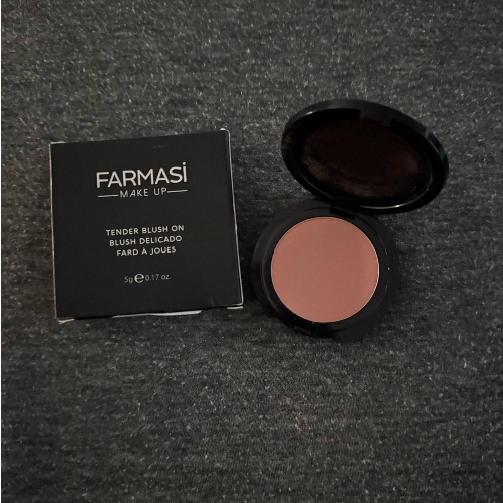 Farmasi Tender Blush On NIB